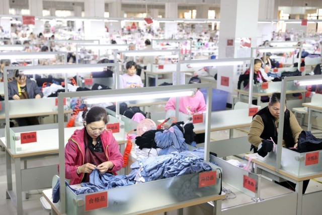 內(nèi)衣小鎮(zhèn)的華麗轉(zhuǎn)身 從“小內(nèi)衣”到500億“里子產(chǎn)業(yè)”的織造之路